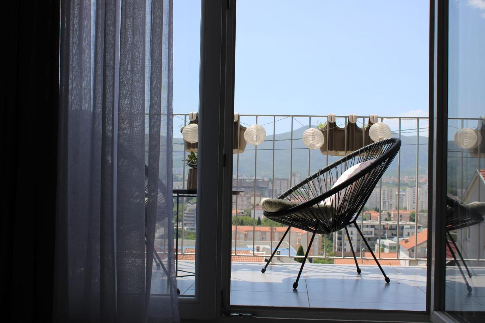 Apartment Merry - Free Garage & Parking Mostar Buitenkant foto