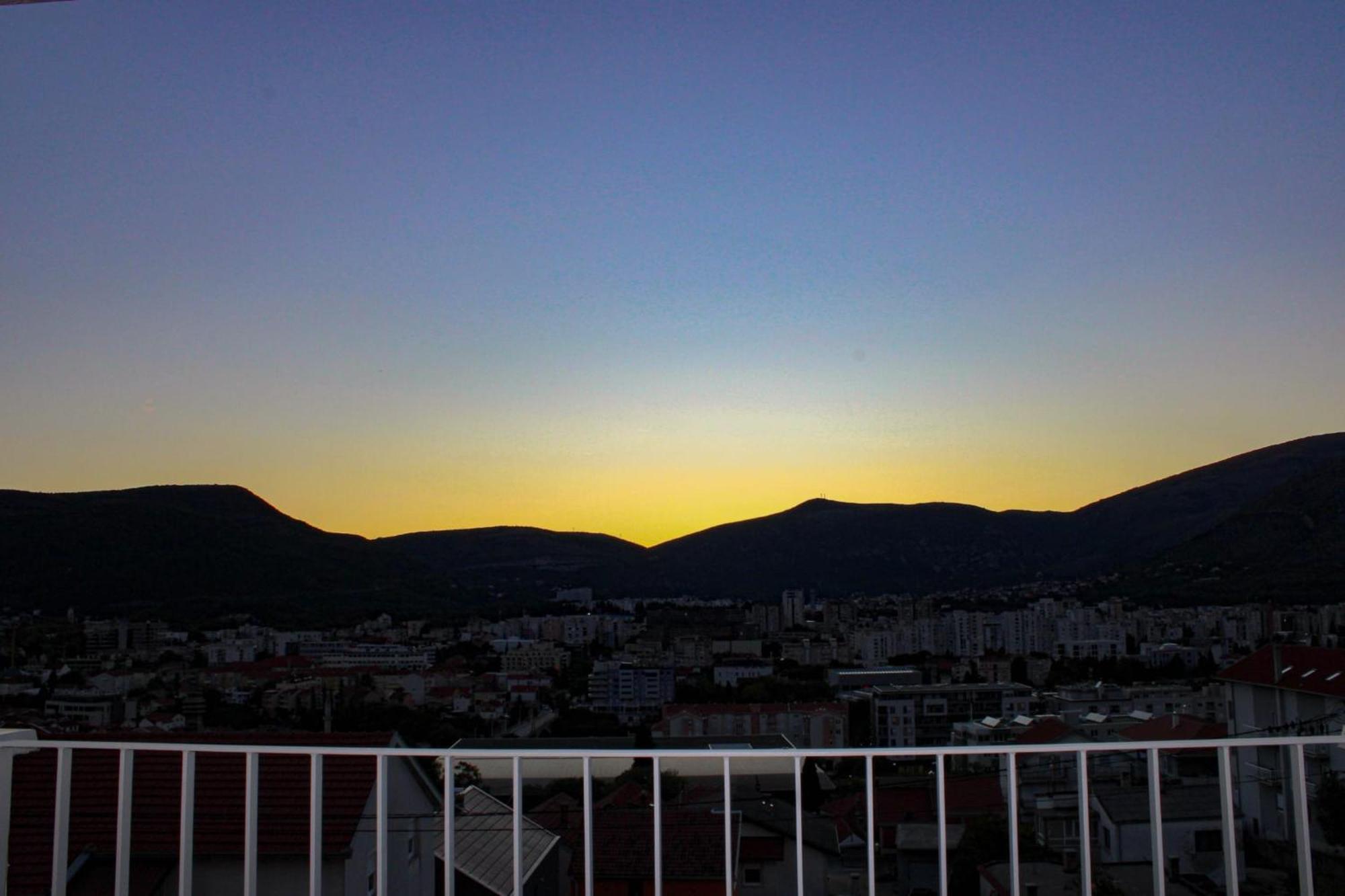 Apartment Merry - Free Garage & Parking Mostar Buitenkant foto