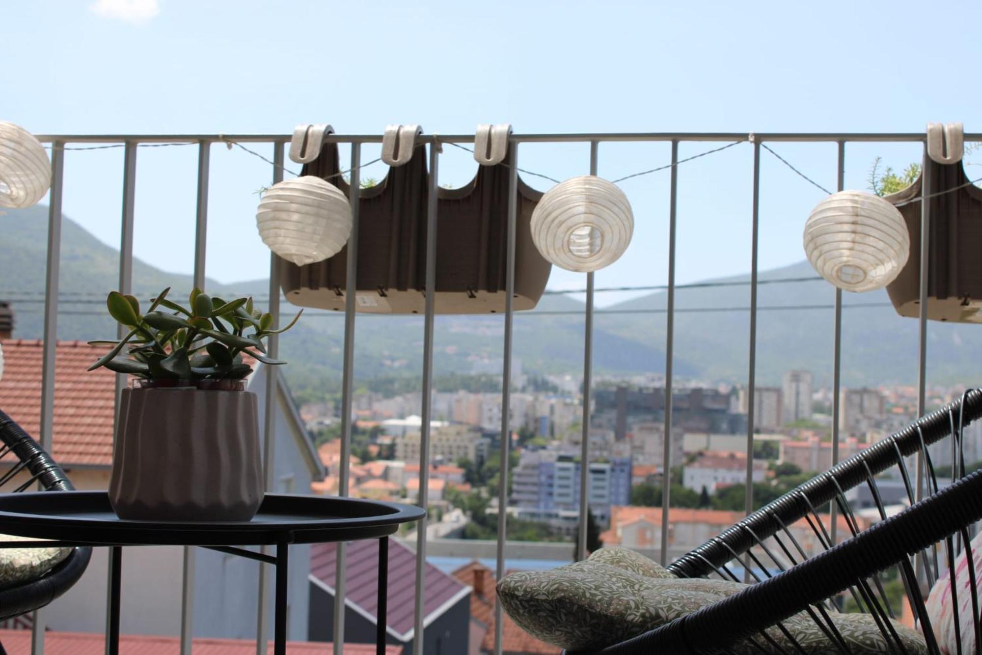 Apartment Merry - Free Garage & Parking Mostar Buitenkant foto
